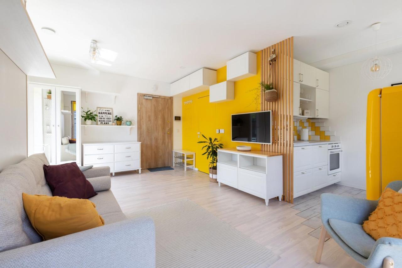Апартаменты Yellow Studio Paupys Вильнюс Экстерьер фото