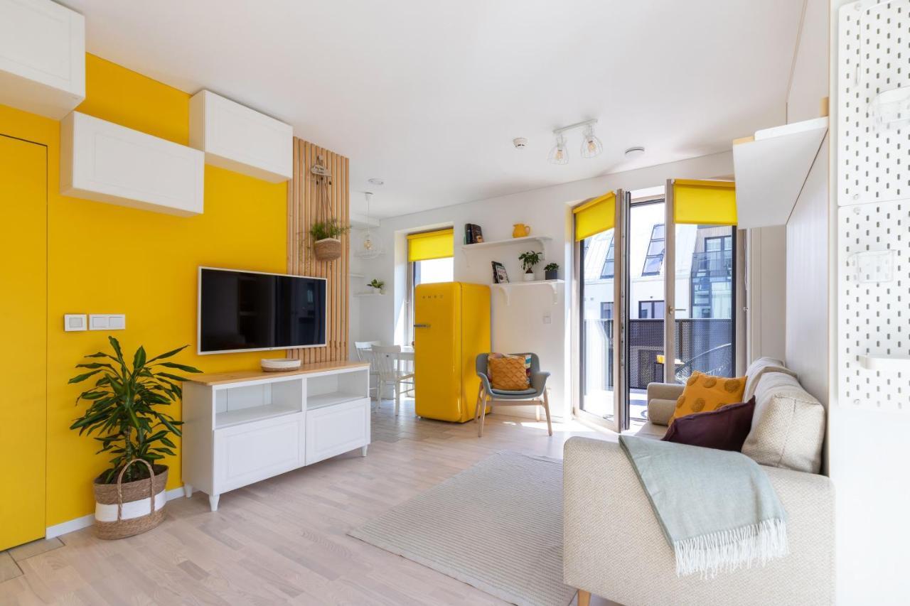 Апартаменты Yellow Studio Paupys Вильнюс Экстерьер фото